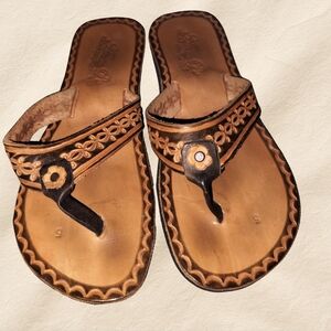 Handmade Mexican Leather Thong Sandals Tooled Embossed Tan/Brown Size ~7